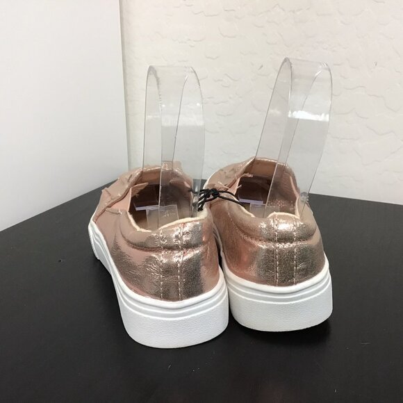 NWT Wonder Nation Little Girls Casual Ruffle Rose Gold Slip On Sneaker Size 12 - Picture 5 of 7
